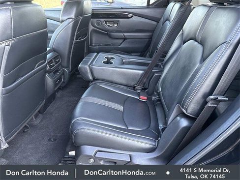 Used 2025 Honda Pilot EX-L image 18