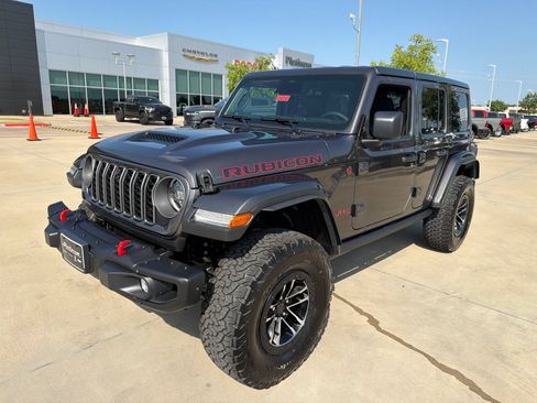 New 2026 Jeep Wrangler Unlimited Rubicon AWD/4WD image 9