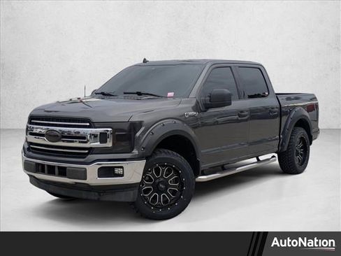 Used 2020 Ford F150 XLT image 1