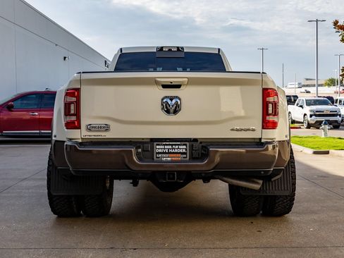 Used 2024 RAM 3500 Limited w/ Towing Technology Group AWD/4WD image 2