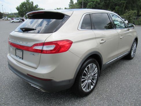 Used 2017 Lincoln MKX Reserve w/ Lincoln MKX Climate Package AWD/4WD image 7