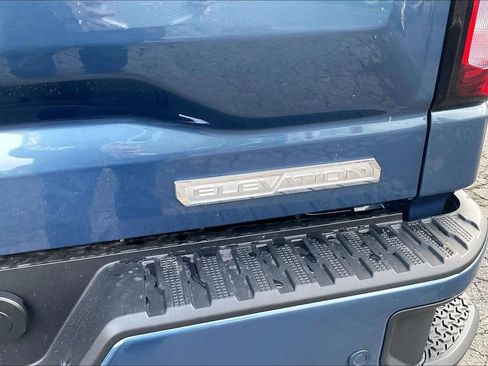 New 2026 GMC Sierra 1500 Elevation w/ Elevation Premium Package image 9