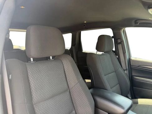 Used 2021 Jeep Grand Cherokee Laredo w/ Security & Convenience Group AWD/4WD image 26