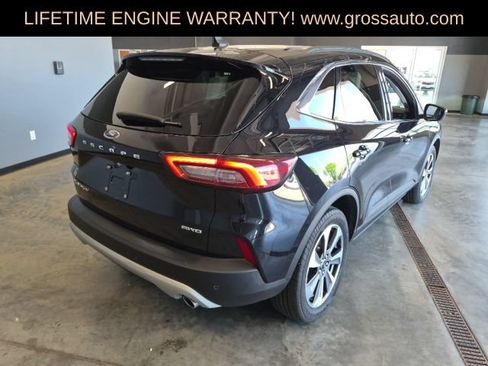 Used 2024 Ford Escape Platinum AWD/4WD image 9