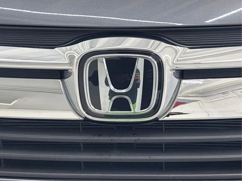 Used 2018 Honda Odyssey EX-L image 36