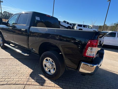 Used 2024 RAM 2500 Big Horn w/ Bed Utility Group image 10