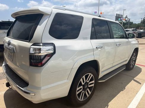 Used 2017 Toyota 4Runner Limited AWD/4WD image 5