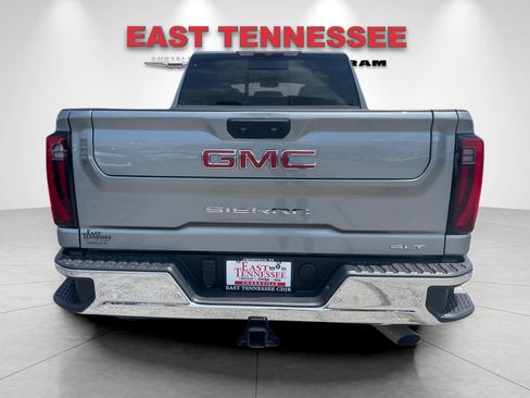 Used 2024 GMC Sierra 3500 SLT w/ SLT Premium Package AWD/4WD image 4