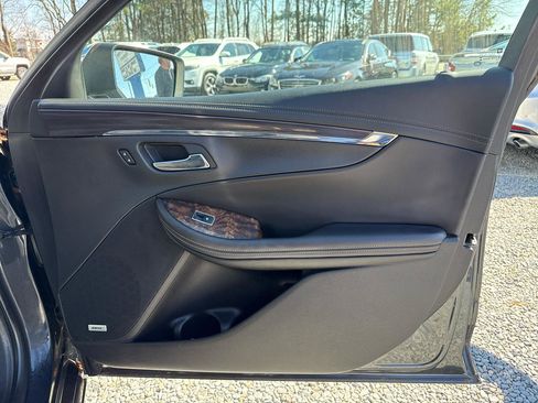 Used 2015 Chevrolet Impala LTZ image 21