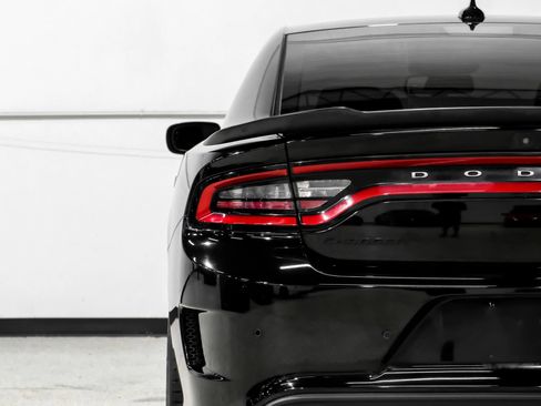 Used 2020 Dodge Charger Scat Pack w/ Plus Group RWD image 42