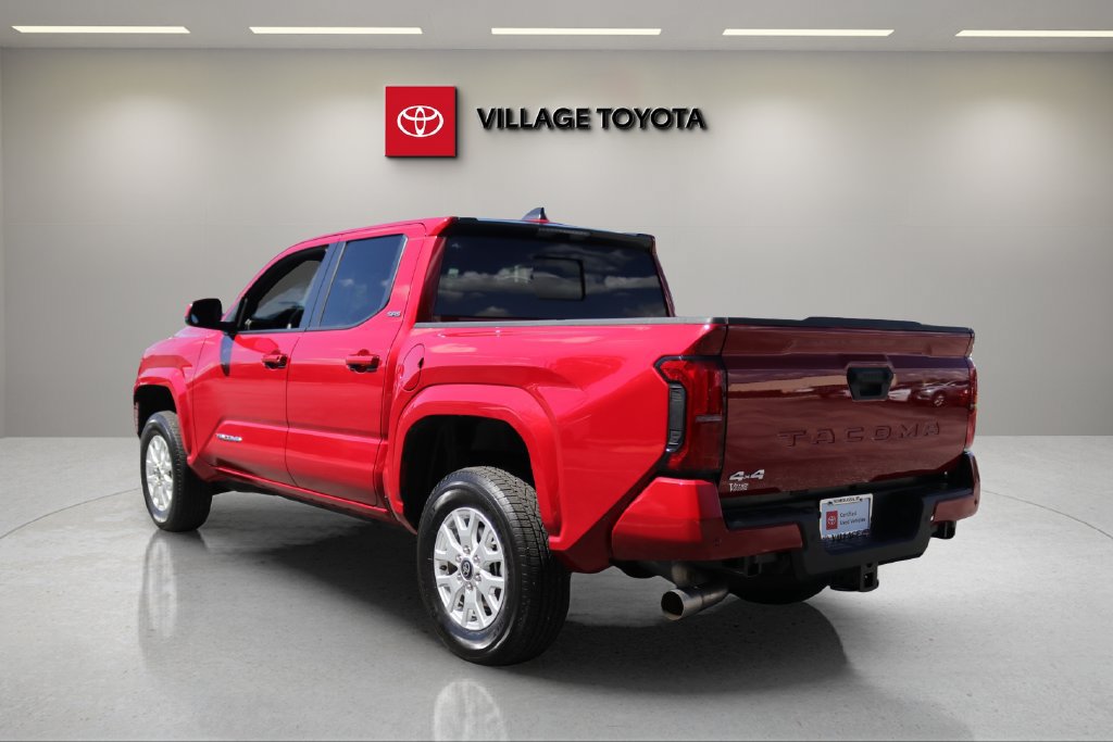 Certified 2025 Toyota Tacoma SR5 AWD/4WD image 3