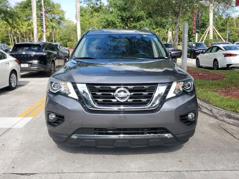Used 2019 Nissan Pathfinder SL FWD image 2