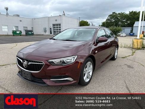 Used 2019 Buick Regal Preferred FWD image 1