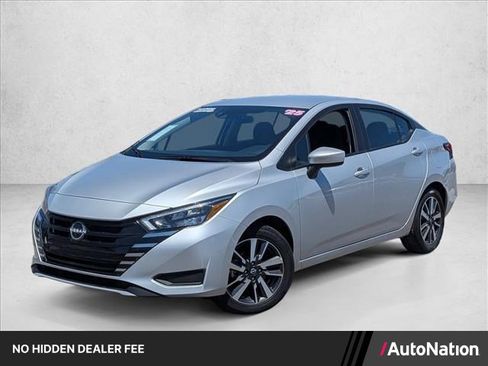 Used 2025 Nissan Versa SV FWD image 1