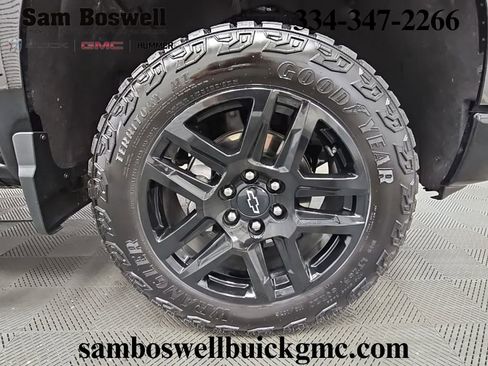 Used 2025 Chevrolet Silverado 1500 LT Trail Boss w/ Convenience Package II image 47