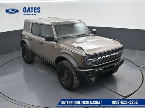 Used 2026 Ford Bronco Badlands AWD/4WD image 48