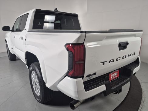 New 2026 Toyota Tacoma SR5 AWD/4WD image 3