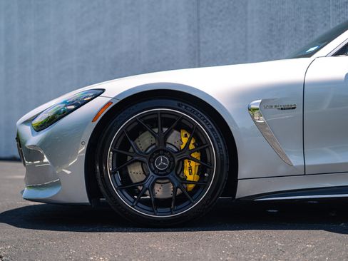 Used 2025 Mercedes-Benz AMG GT 55 image 3