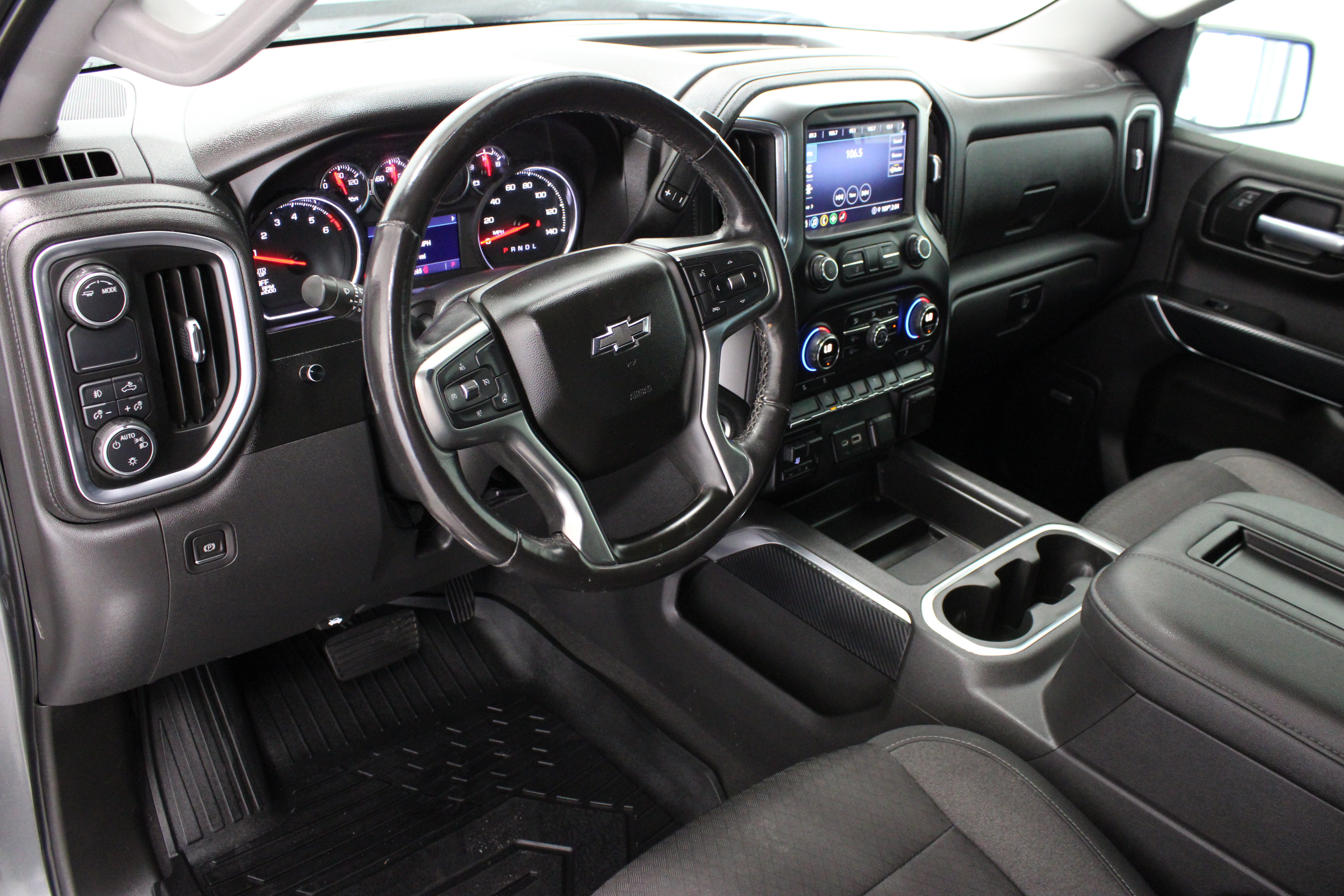 Used 2021 Chevrolet Silverado 1500 RST w/ Convenience Package II RWD image 15
