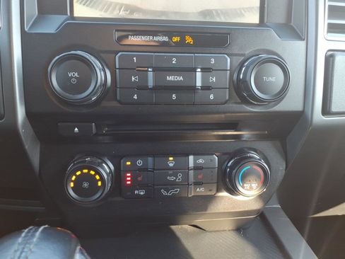 Used 2018 Ford F150 XLT w/ Equipment Group 302A Luxury image 19