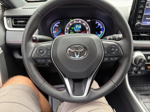 Used 2021 Toyota RAV4 SE AWD/4WD image 14