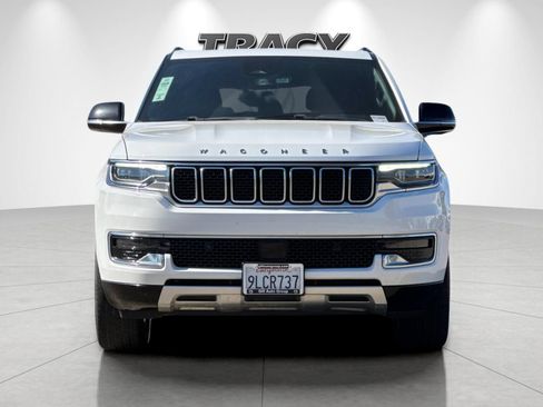 Used 2024 Jeep Wagoneer Series II w/ Flexible Seating Group AWD/4WD image 9