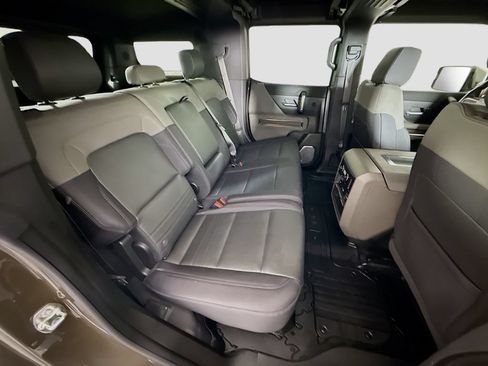 Used 2025 GMC Hummer EV 2X AWD/4WD image 27