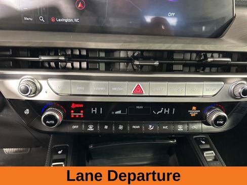 Used 2024 Kia Telluride EX X-Line image 19