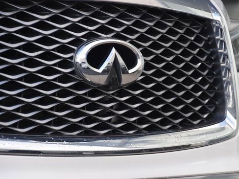 Used 2023 INFINITI QX80 Sensory w/ Cargo Package image 17