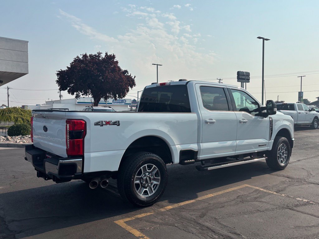 Used 2025 Ford F250 Lariat AWD/4WD image 3