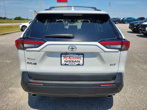 Used 2025 Toyota RAV4 XLE Premium w/ Weather Package FWD image 6