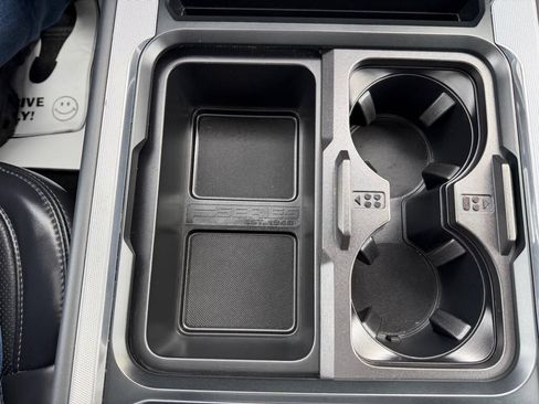 Used 2025 Ford F350 Platinum w/ FX4 Off-Road Package AWD/4WD image 33