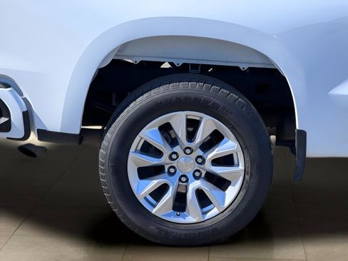 Used 2021 Chevrolet Silverado 1500 Custom image 35