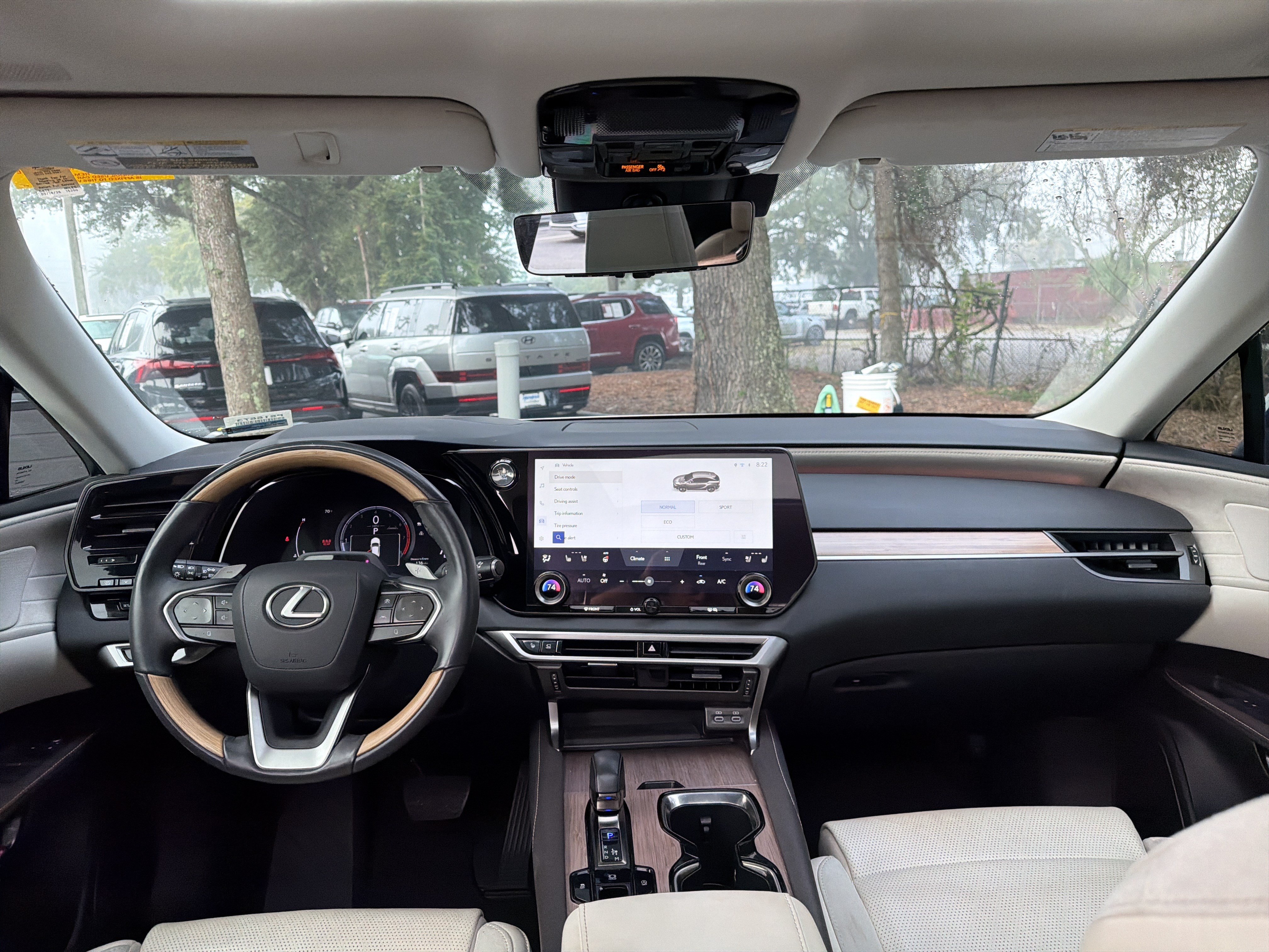 Used 2024 Lexus RX 350 FWD w/ Convenience Package image 34