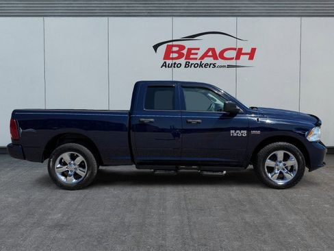 Used 2018 RAM 1500 Express w/ Express Value Package AWD/4WD image 5