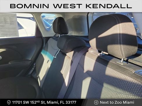 Used 2019 Kia Soul + image 14