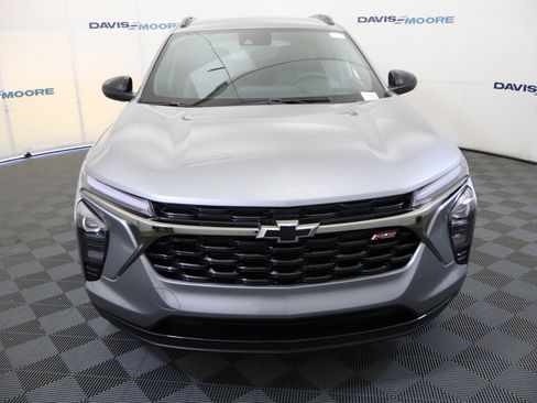 New 2026 Chevrolet Trax RS w/ Driver Confidence Package FWD image 14