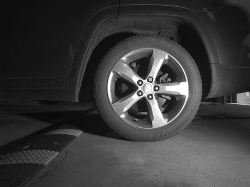 Used 2021 Jeep Grand Cherokee L Limited AWD/4WD image 9