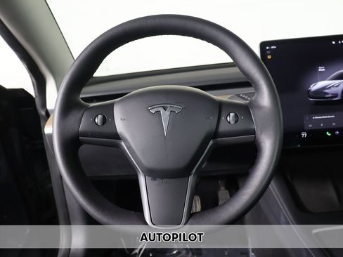 Used 2022 Tesla Model 3 Long Range image 3