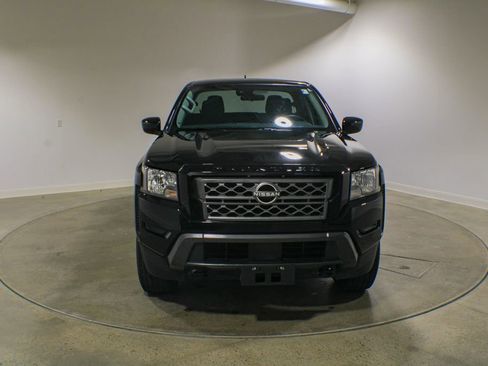 Used 2023 Nissan Frontier SV AWD/4WD image 8