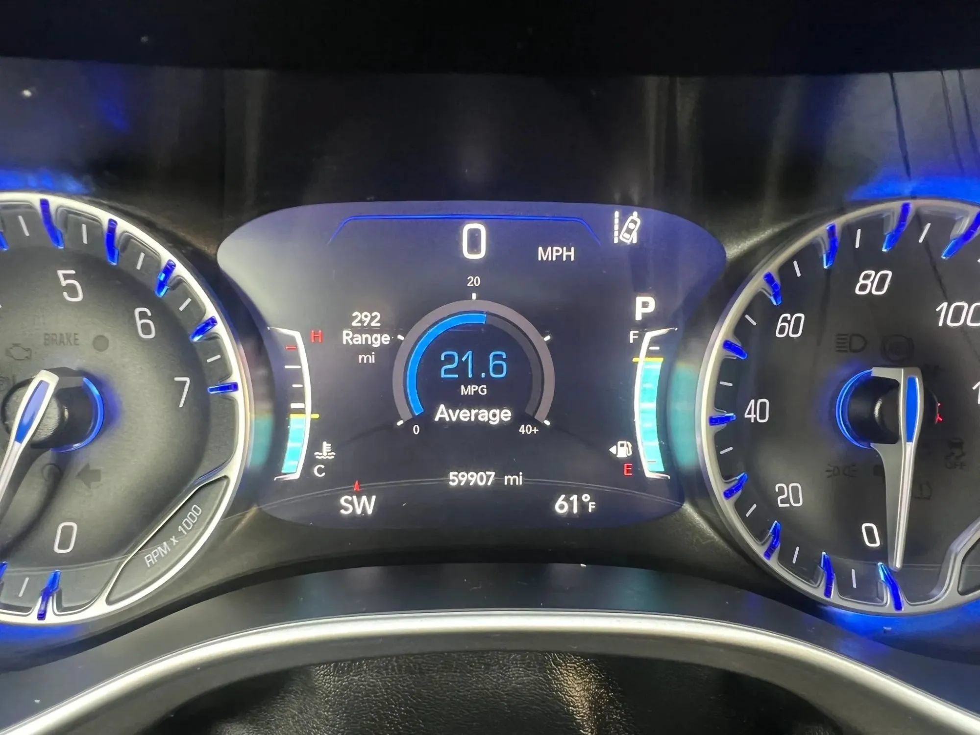 Used 2024 Chrysler Pacifica Touring-L FWD image 19