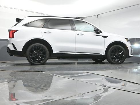 Used 2021 Kia Sorento SX image 41