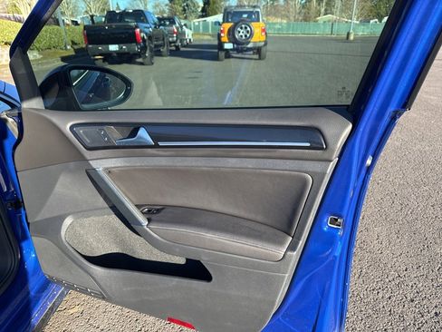 Used 2019 Volkswagen Golf R DCC & Navigation 4Motion image 24