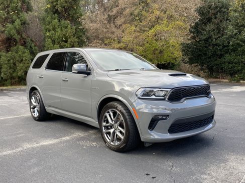 Used 2022 Dodge Durango R/T w/ Tow 'N Go Package image 2