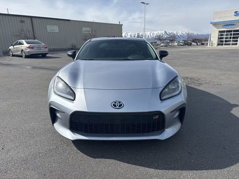 Used 2022 Toyota GR86 w/ ALL Weather Mat Package (TMS) image 8