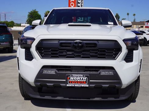 New 2026 Toyota Tacoma TRD Sport AWD/4WD image 2