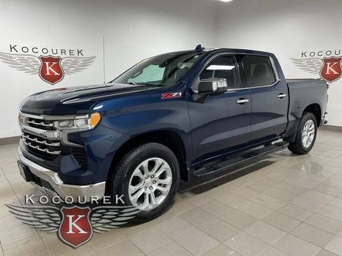 Used 2022 Chevrolet Silverado 1500 LTZ AWD/4WD image 3