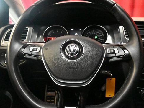 Used 2019 Volkswagen Golf Alltrack S image 12