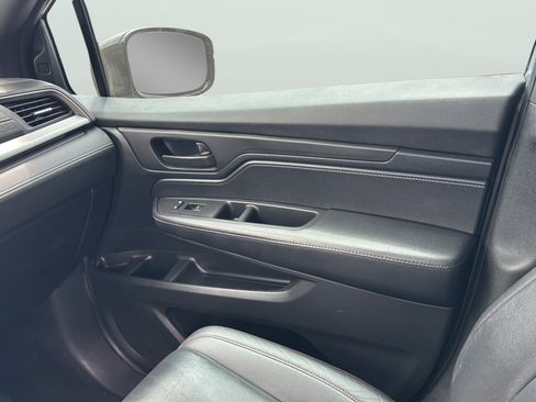 Used 2023 Honda Odyssey Sport image 17