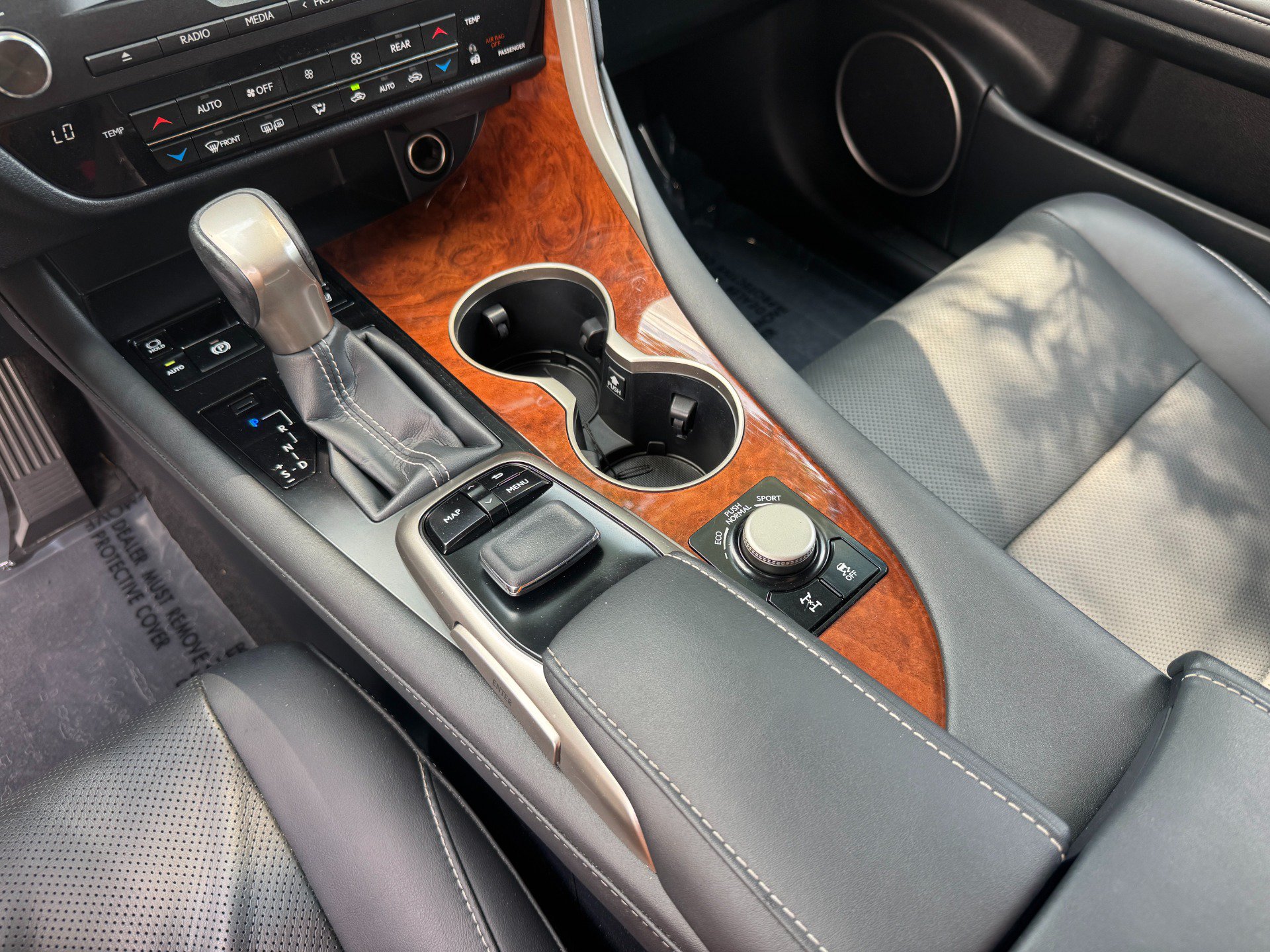 Used 2019 Lexus RX 350L AWD image 43
